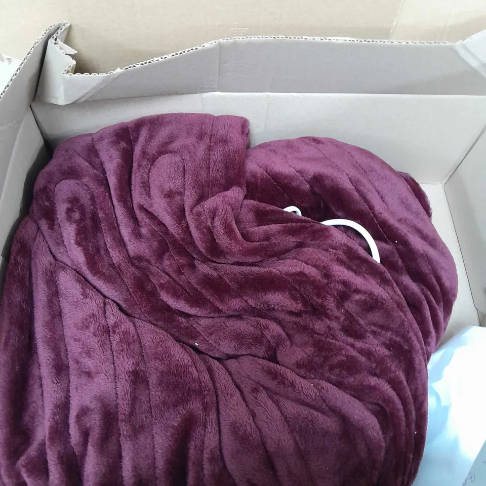 BOXED COZEE HOME VELVETSOFT HEATED THROW IN SHIRAZ WINE
