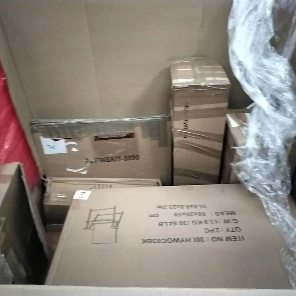 PALLET OF ASSORTED ITEMS INCLUDING SEKEY FOLDOUT LOUNGE, SCELTO GARDEN PARASOL, HOMIDEC DRYING RACK, INTELLIGENT FAN LIGHT, FOLDOUT CHAIR, ALPHA CAMP