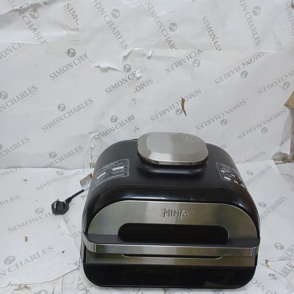 BOXED NINJA FOODI MAX HEALTH GRILL & AIR FRYER WITH AUTO IQ AG551UK