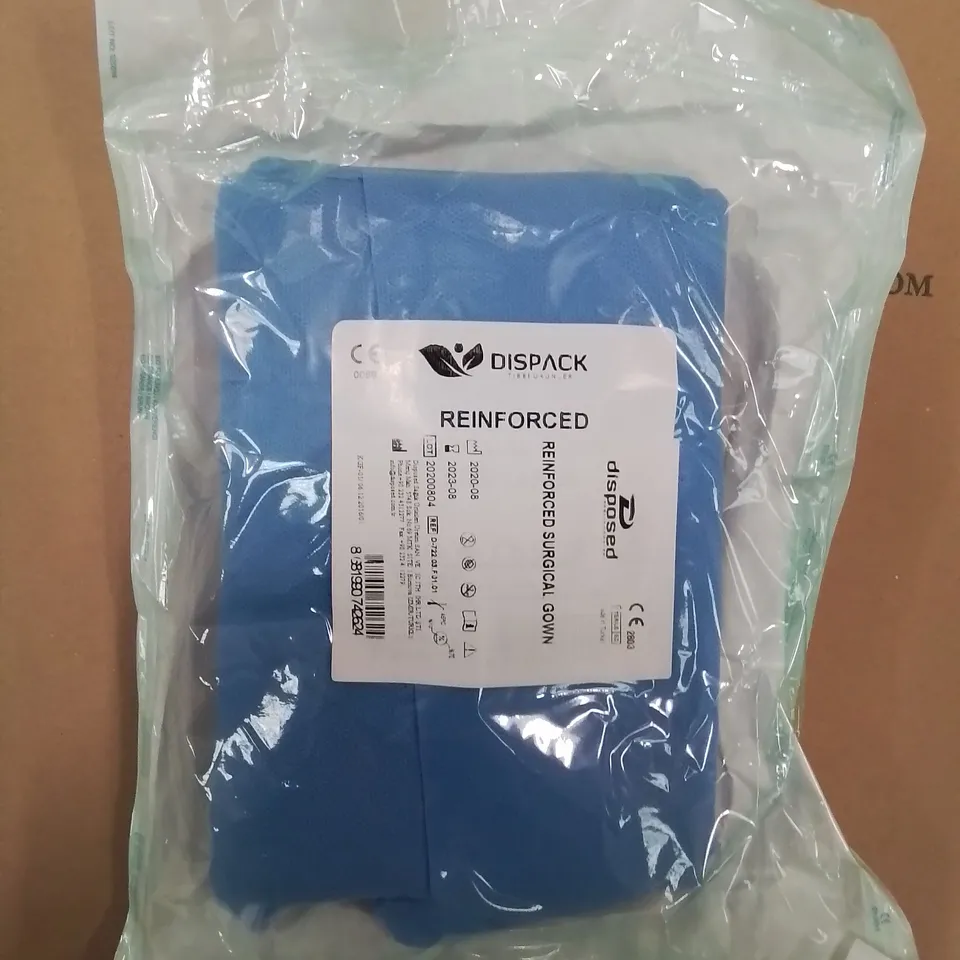 PALLET OF APPROXIMATELY 450 ASSORTED BRAND NEW GOWNS TO INCLUDE - DISPACK REINFORCED SURGICAL GOWNS IN SIZE LARGE & MEDCARE LAMINATED GOWNS IN SIZE XL