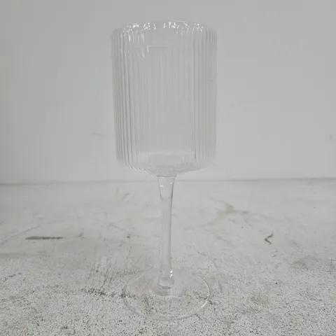 SET OF 4 RIBBED WINE GLASSES BOXED