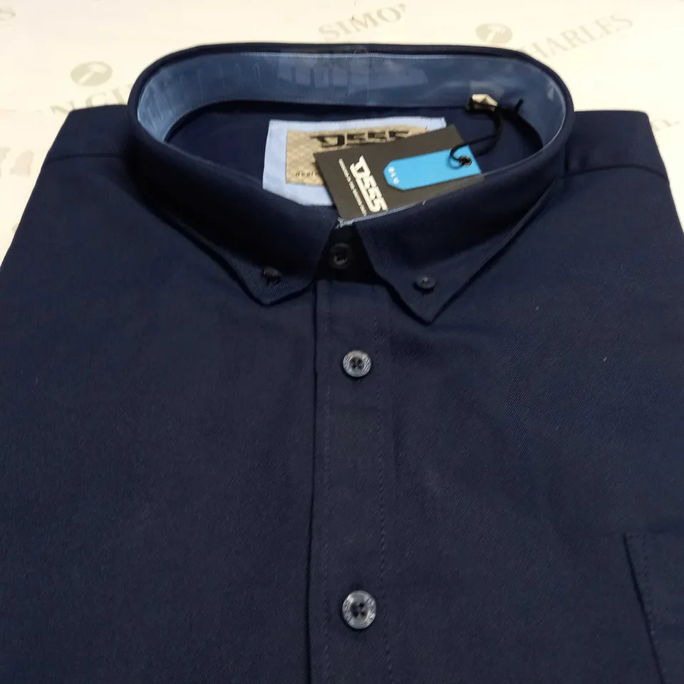D555 JAMES SHIRT IN NAVY - UK 6XL
