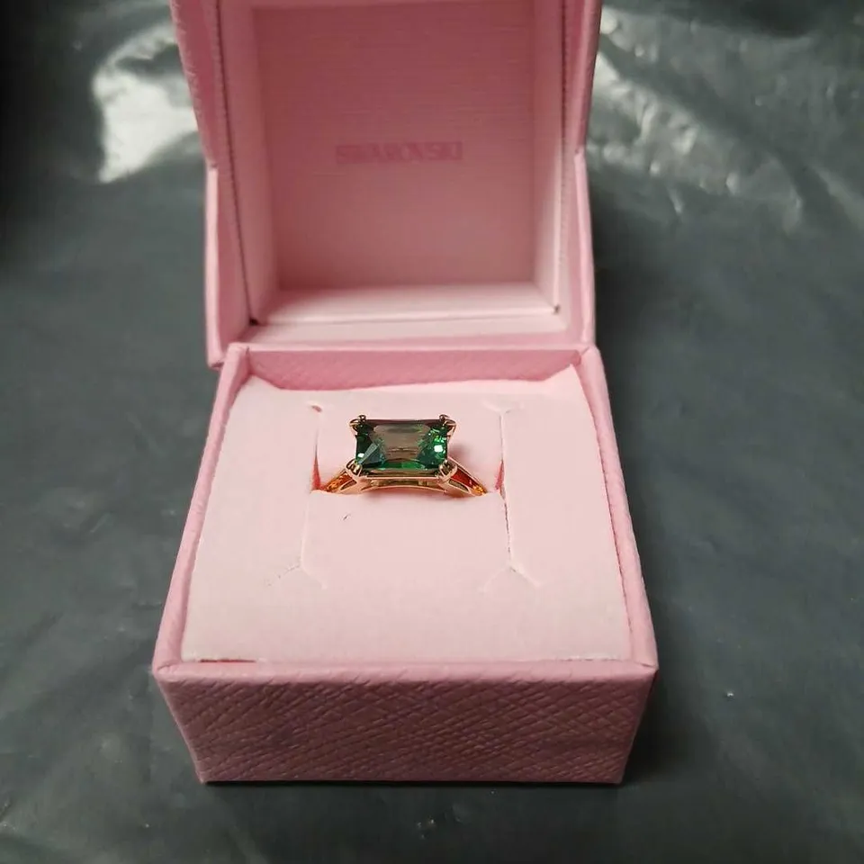 SWAROVSKI EMERALD-CUT GREEN GEMSTONE RING IN PINK PRESENTATION BOX