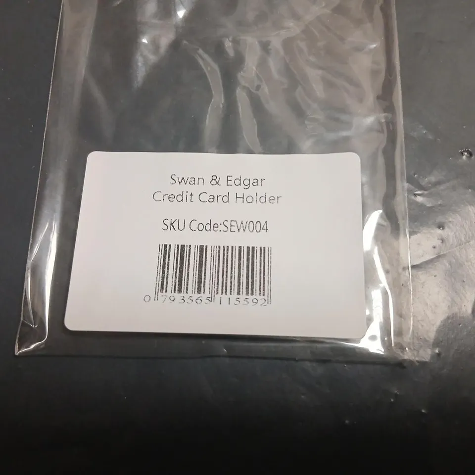 SWAN & EDGAR CREDIT CARD HOLDER – BLACK PEBBLED LEATHER (SKU SEW004)