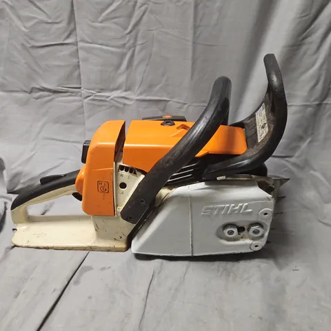 STIHL MS 260 CHAINSAW WITH BAR & CHAIN – USED