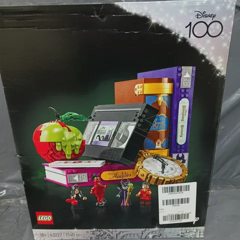 LEGO DISNEY DISNEY VILLAIN ICONS SET FOR ADULTS 43227