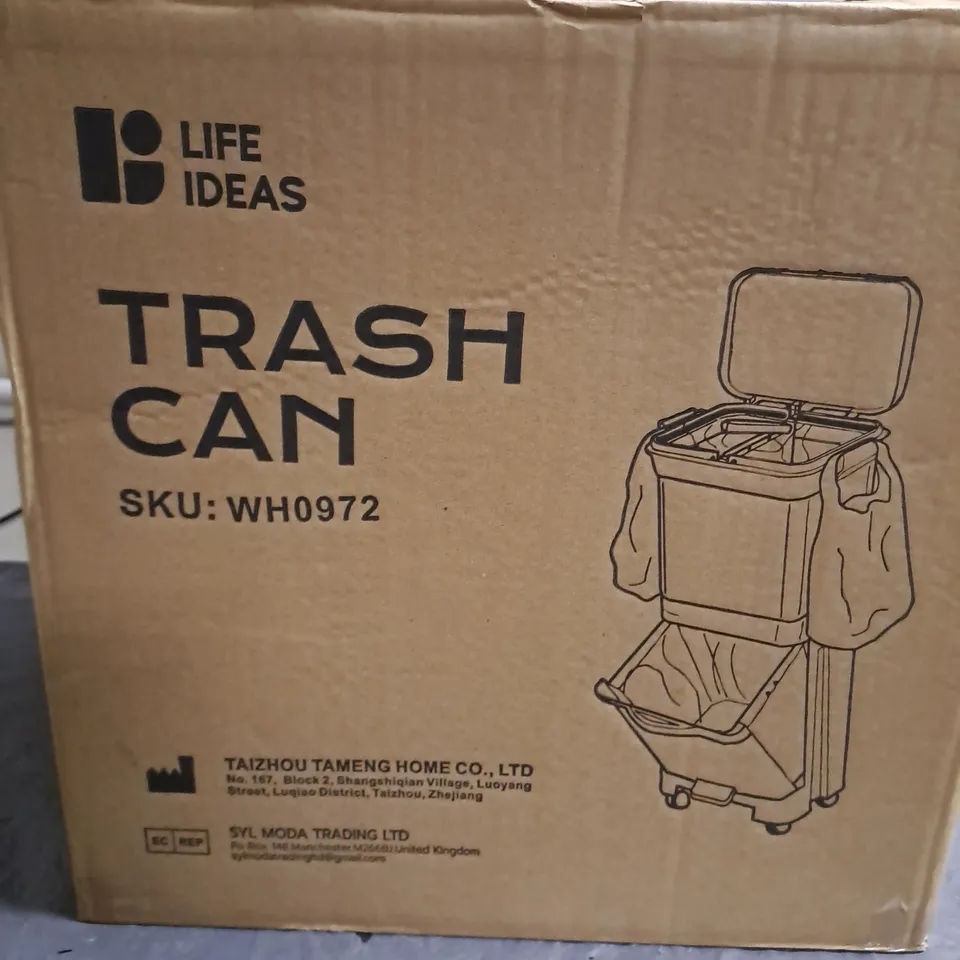 BOXED LIFE IDEAS WHITE PLASTIC TRASH CAN