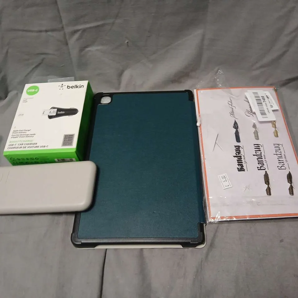 BOX OF APPROX 20 ASSORTED ITEMS TO INCLUDE BELKIN, PEDAL BIN AND TABLET CASE