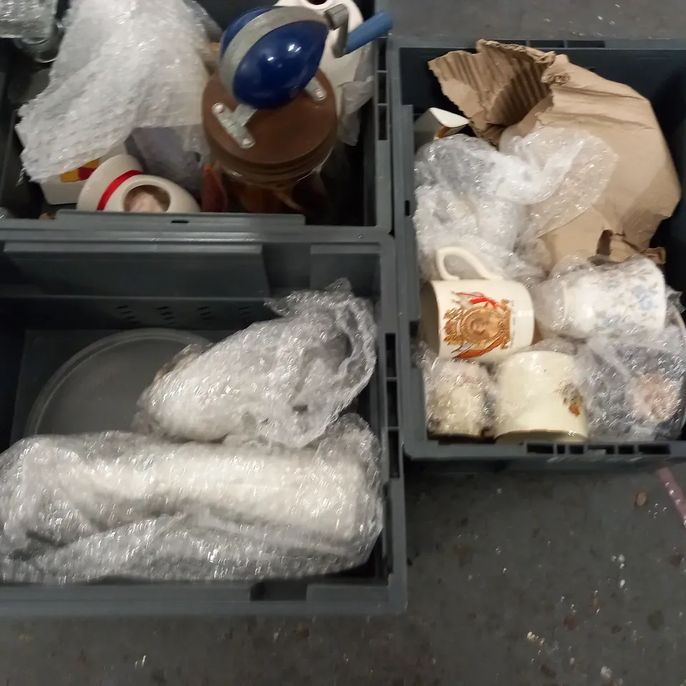 LOT OF ASSORTED HOMEWARE ITEMS TO INCLUDE PLATTERS TEA SETS AND CUPS / COLLECTION ONLY