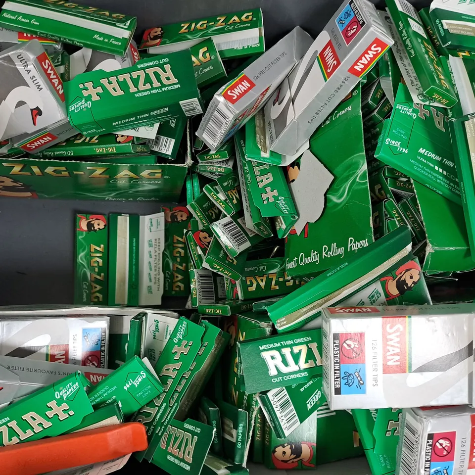 APPROXIMATELY 10 ASSORTED HOUSEHOLD ITEMS TO INCLUDE SWAN FILTER TIPS, ETC