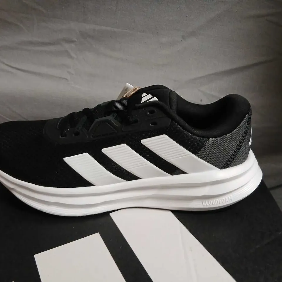ADIDAS GALAXY 7 W RUNNING SHOES – BLACK/WHITE, BOXED UK 6 (US 7.5)