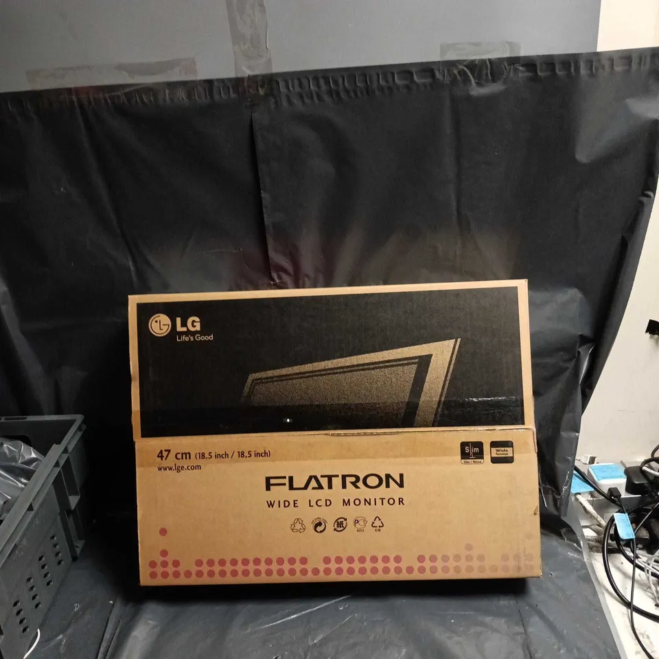 LG FLATRON 47 CM WIDE LCD MONITOR – BOXED (18.5 INCH)