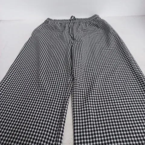 NEW LOOK WOMEN’S GINGHAM TROUSERS – UK 12 (EU 40) – MADE IN MOROCCO
