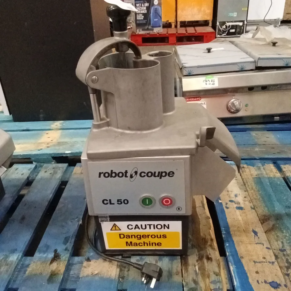 ROBOT COUPE CL50 VEGETABLE PREPARATION MACHINE