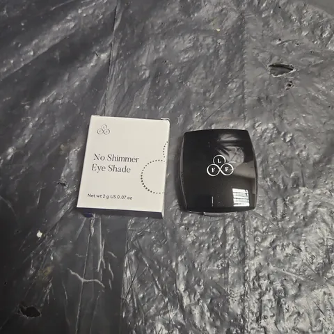 LOOK FABULOUS FOREVER NO SHIMMER EYE SHADE - BLUEBELL (2 G)