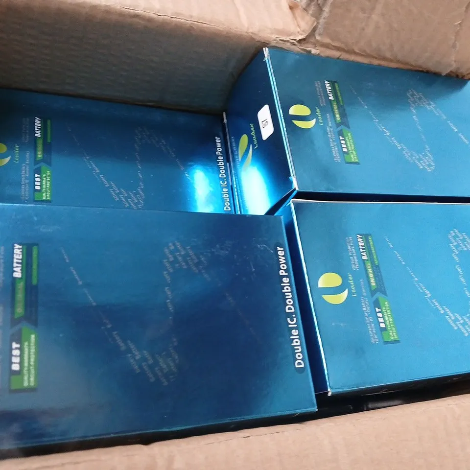 11 BOXED DOUBLE IC.DOUBLE POWER S7 BATTERIES (10 PER BOX)