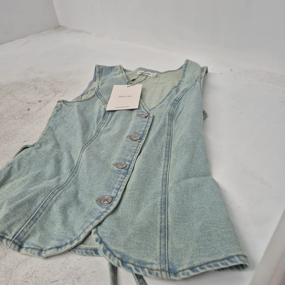 STRADIVARIUS DENIM TOP – LIGHT WASH, XS (UK)