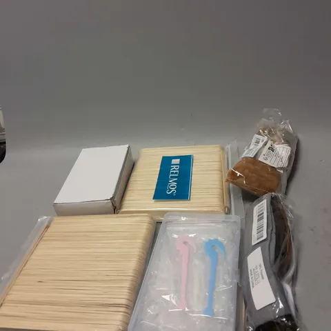 APPROXIMATELY 12 ASSORTED COSMETICS AND BEAUTY ITEMS TO INCLUDE MAKEUP STICKS , HEEL GRIPS , TANNING MITTS , ETC