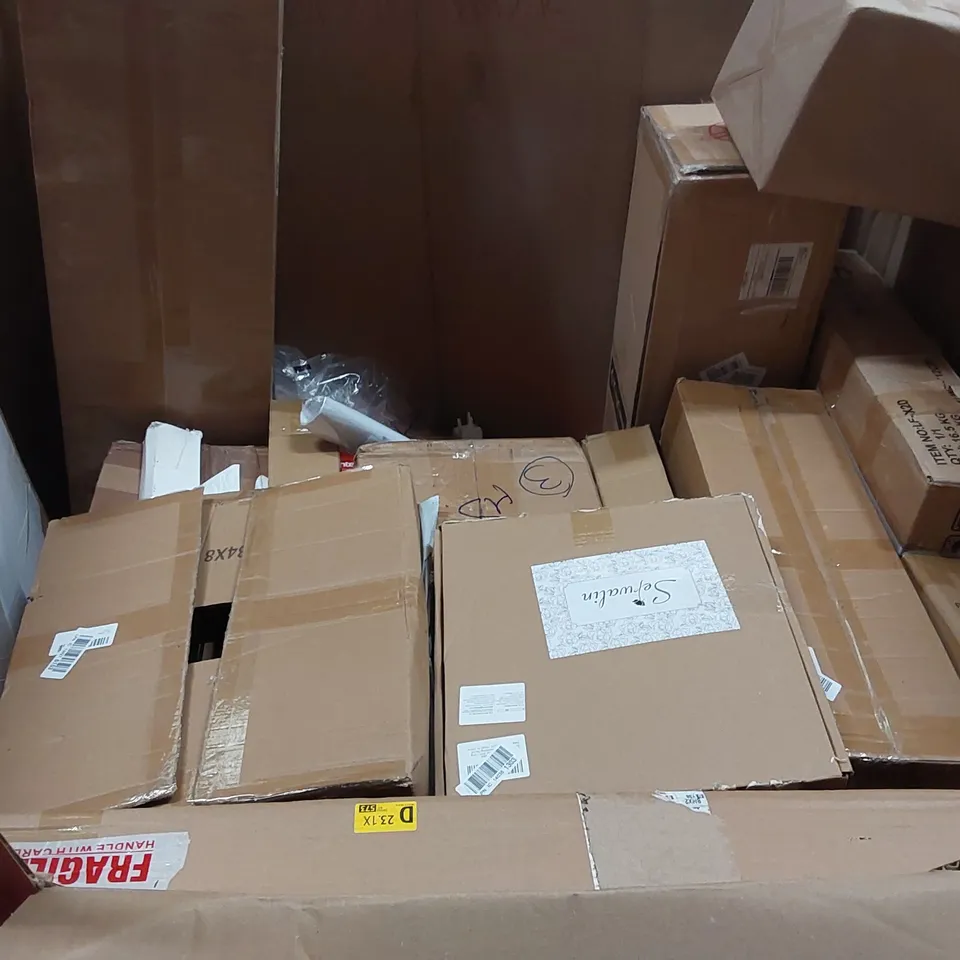 PALLET OF ASSORTED ITEMS INCLUDING: LUGGAGE, PAPER SHREDDER, THERMALRIGHT 360MM PC COOLER, BARBECUE, BEE KEEPER SUIT ECT