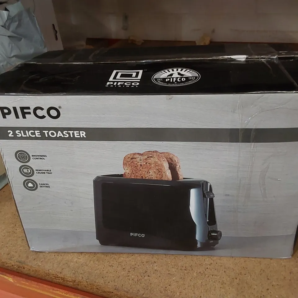 BOXED PIFCO 2-SLICE TOASTER 