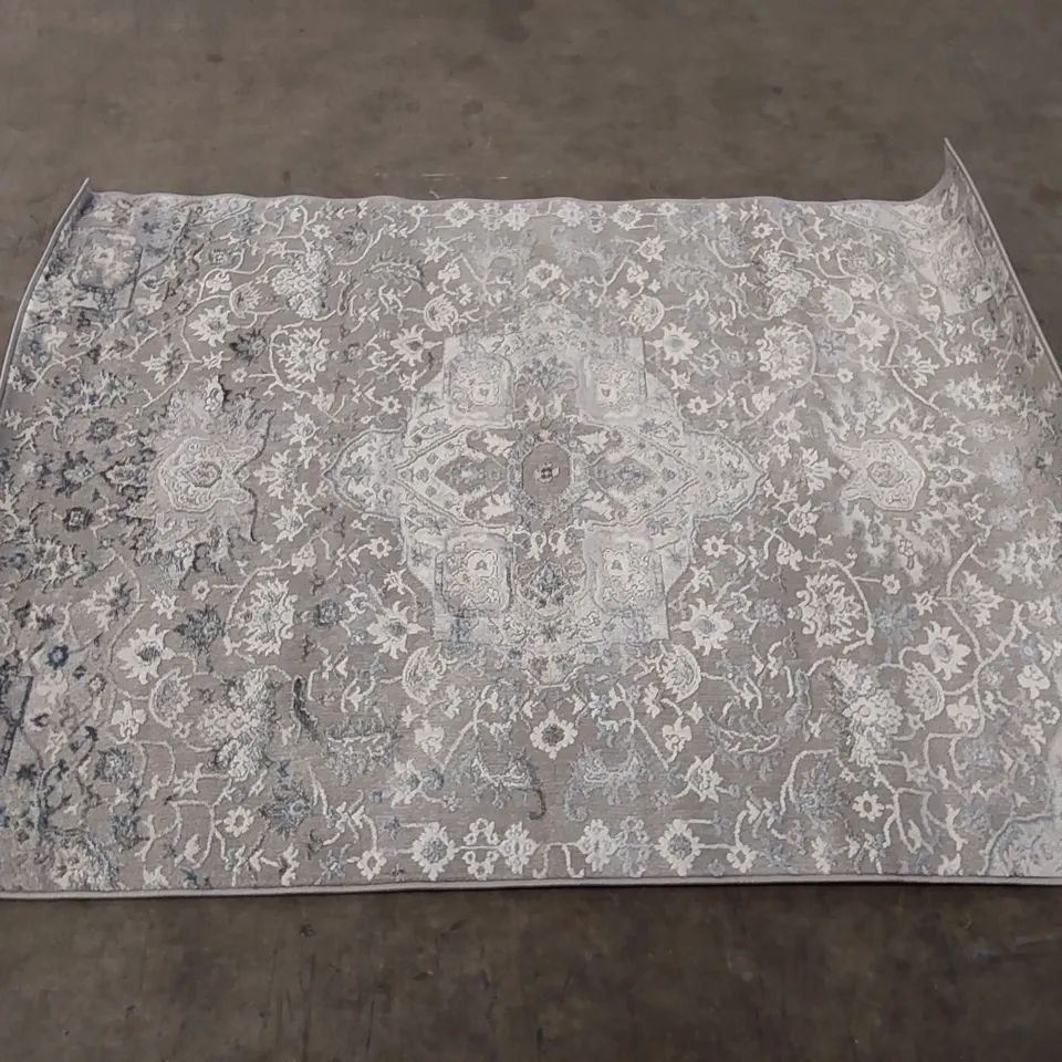 BRAND NEW BAGGED PACO HOME NEFERU RUG - 160 x 120cm