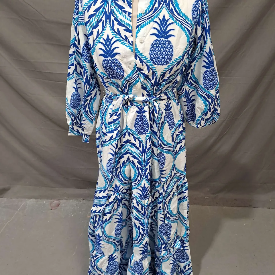 BODEN DRESS IN BLUE PINEAPPLE PRINT SIZE 8P