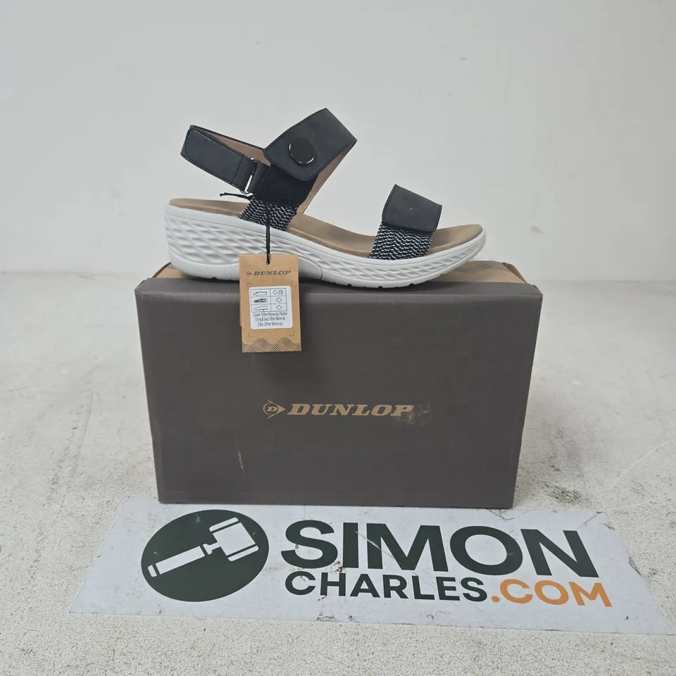 DUNLOP WOMEN'S SANDALS – BLACK STRAPS, WEDGE SOLE SIZE 6