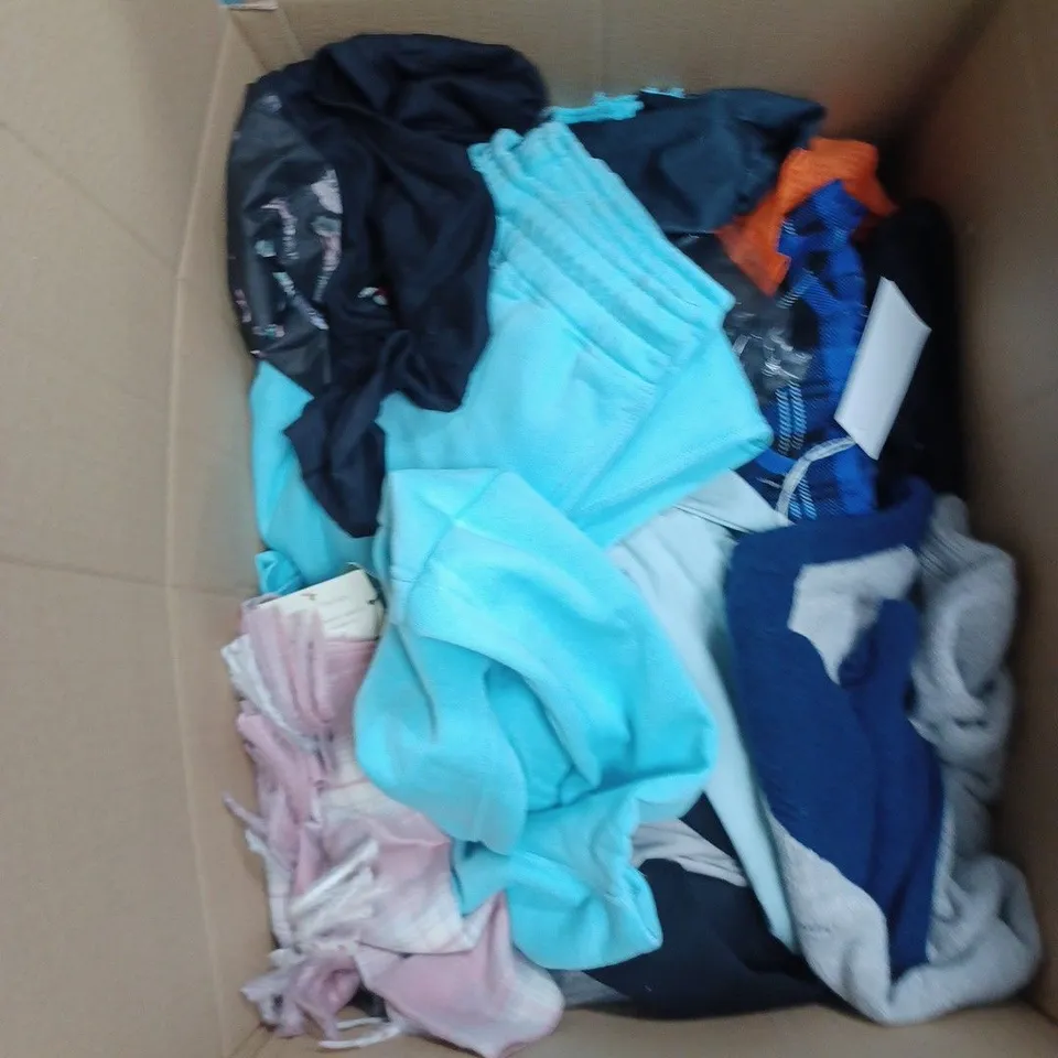 BOX OF ASSORTED CLOTHING ITEMS TO INCLUDE JUMPERS, TOPS, TRACKPANTS ETC