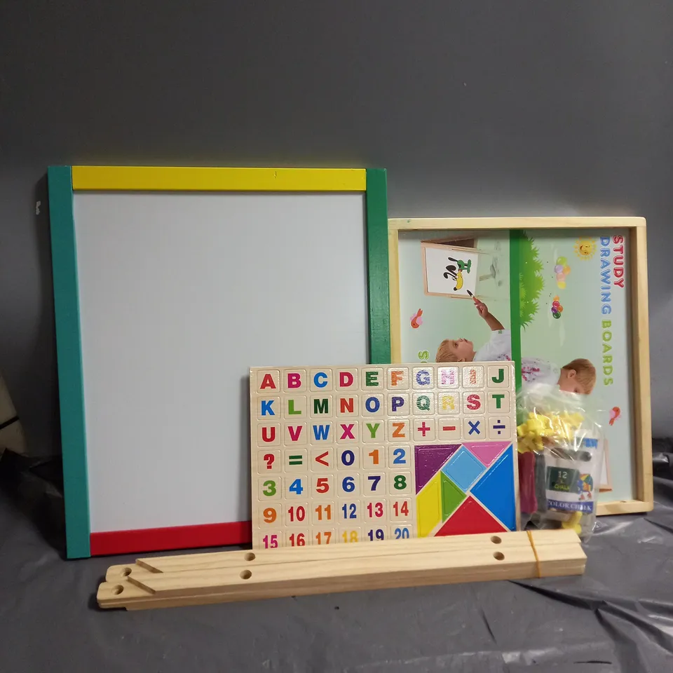 BOXED 2IN1 WOODEN BLACKBOARD/WHITEBOARD