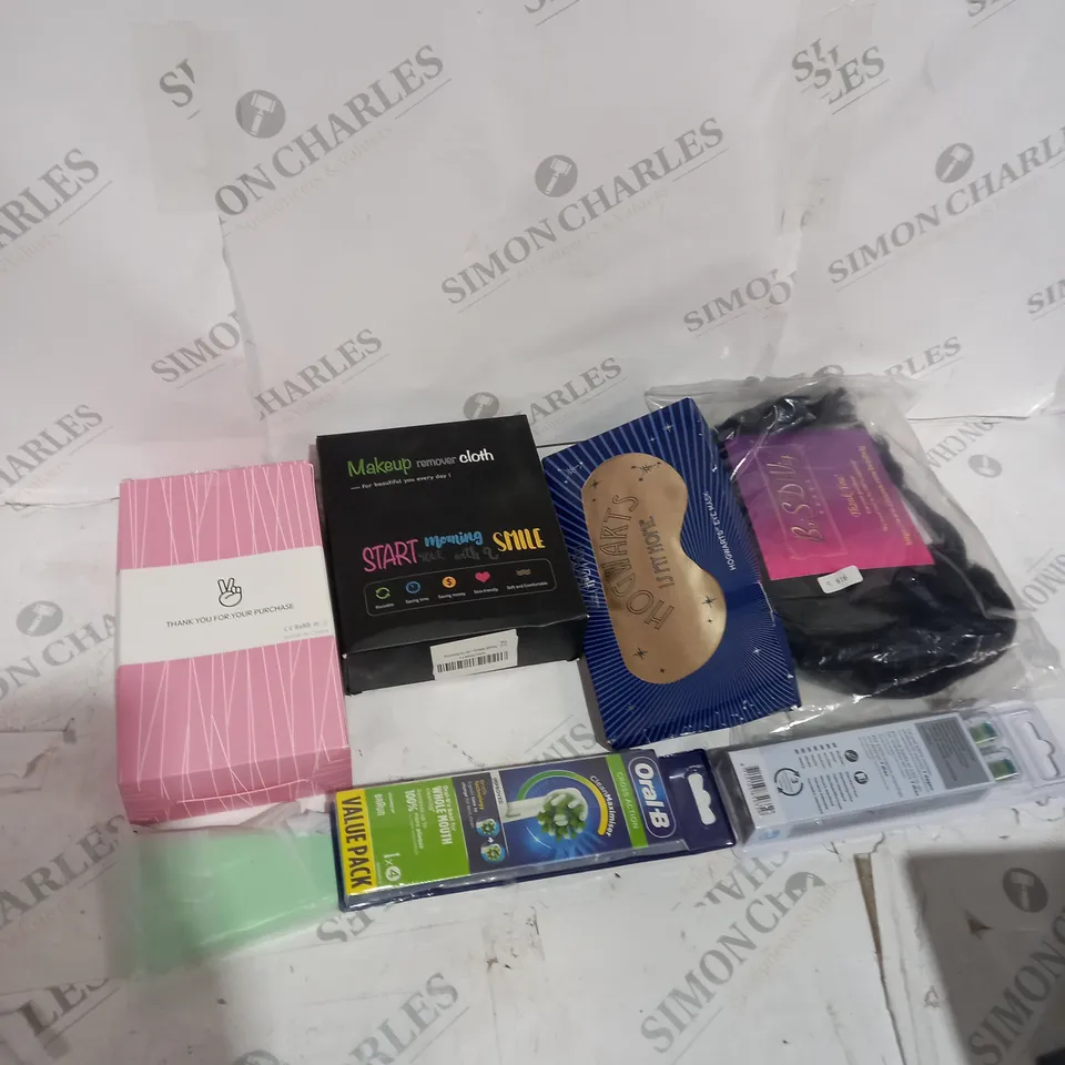 TOTE OF APPROXIMATELY 15 ASSORTED HOUSEHOLD  ITEMS TOO INCLUDE SLEEP MASKS , TOOTHBRUSH , MAKEUP CLOTH 