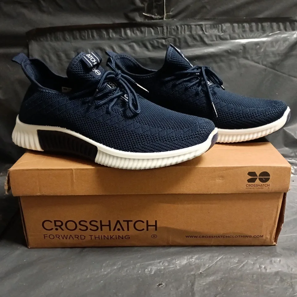 BOXED PAIR OF CROSSHATCH RIDEOUT TRAINERS IN NAVY SIZE UK 7