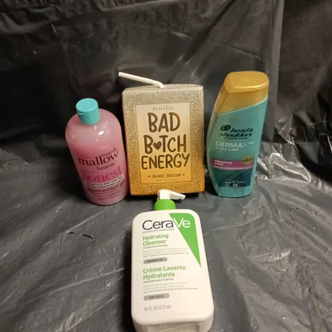 APPROXIMATELY 15 ASSORTED ITEMS OF COSMETICS INCLUDING BAD BITCH ENERGY ORANGE BLOSSOM 20ML, HEAD AND SHOULDERS SCALP SCARE, CERA VE CLEANSER AND MARSH MALLOW SHOWER AND BATH GEL