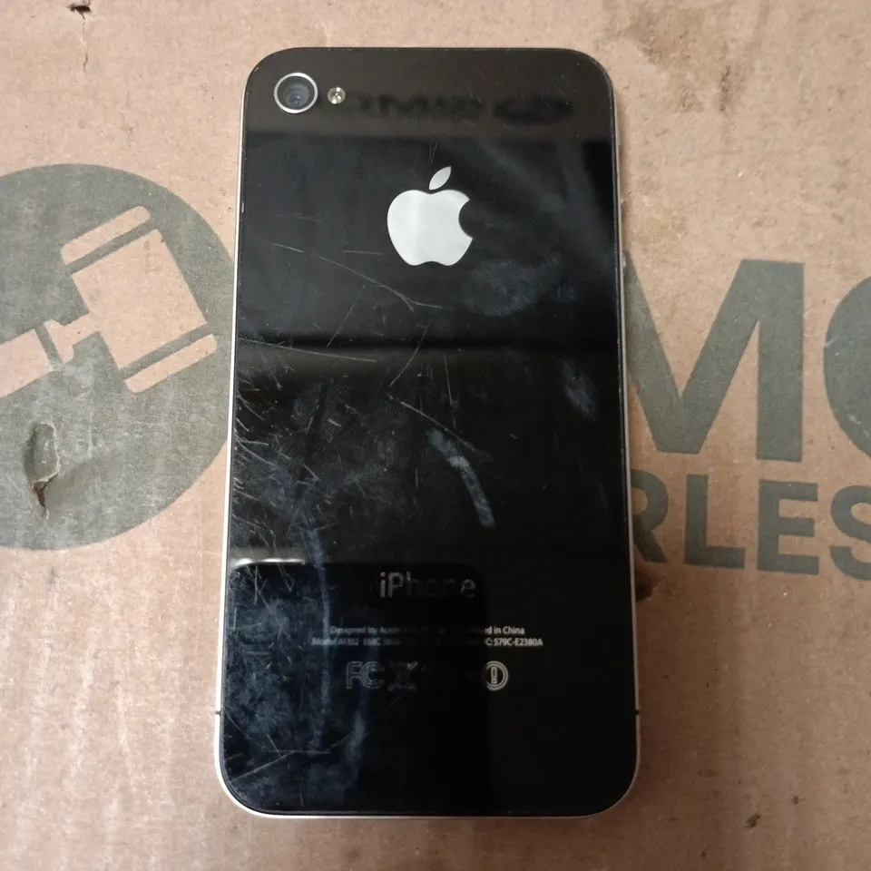 APPLE IPHONE 4 SMARTPHONE 