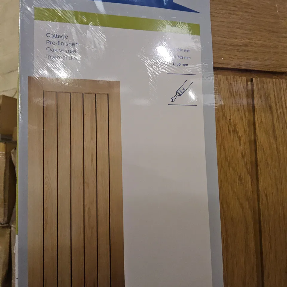 GEOM COTTAGE STYLE OAK VENEER PRE FINISHED INTERNAL DOOR 1981 × 762 × 35mm