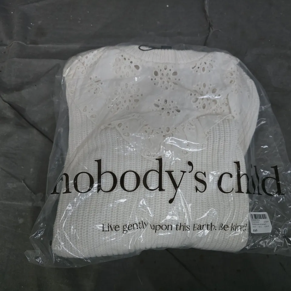 BAGGED NOBODYS CHILD BRODERIE YOKE NTJ JUMPER IN WHITE - UK SMALL