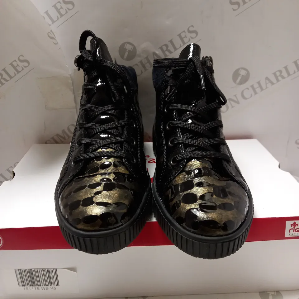 RIEKER FLEECE LINING BLACK PATENT/BRONZE SIDE ZIP TRAINER BOOTS - SIZE UK 5