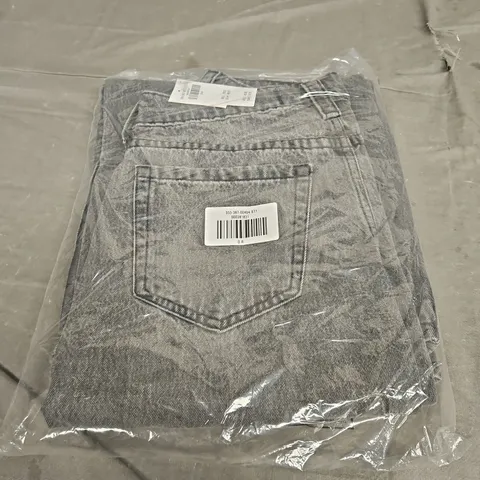 SEALED HOLLISTER LOW-RISE WASHED BLACK SUPER BAGGY JEANS - 0-R X 25 W 