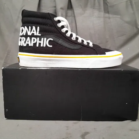 BOXED PAIR OF VANS NATION GEOGRAPHIC SK8-HI REISSUE 13 SHOES IN BLACK UK SIZE 5.5