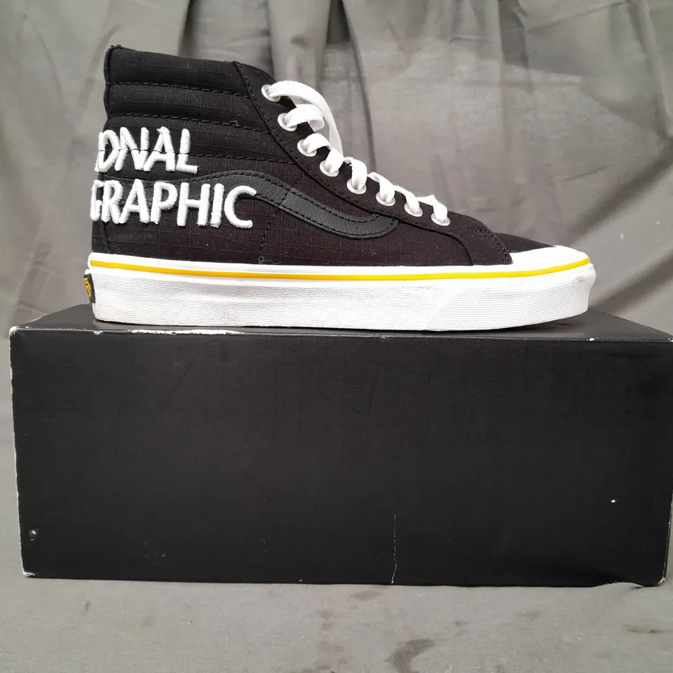 BOXED PAIR OF VANS NATION GEOGRAPHIC SK8-HI REISSUE 13 SHOES IN BLACK UK SIZE 5.5
