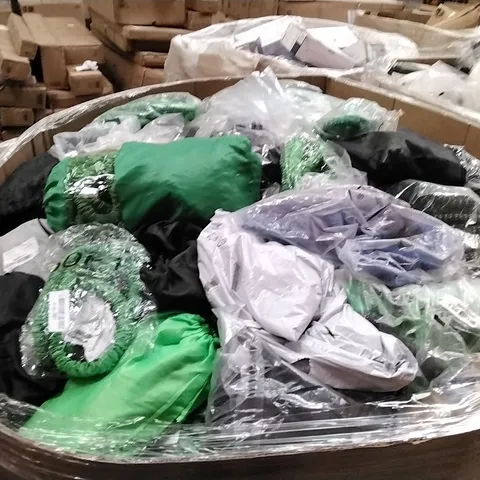 PALLET TO CONTAIN A LARGE QUANTITY OF HOSE PIPE PRODUCTS AND ACCESSORIES // BRANDS AND MODELS VARY