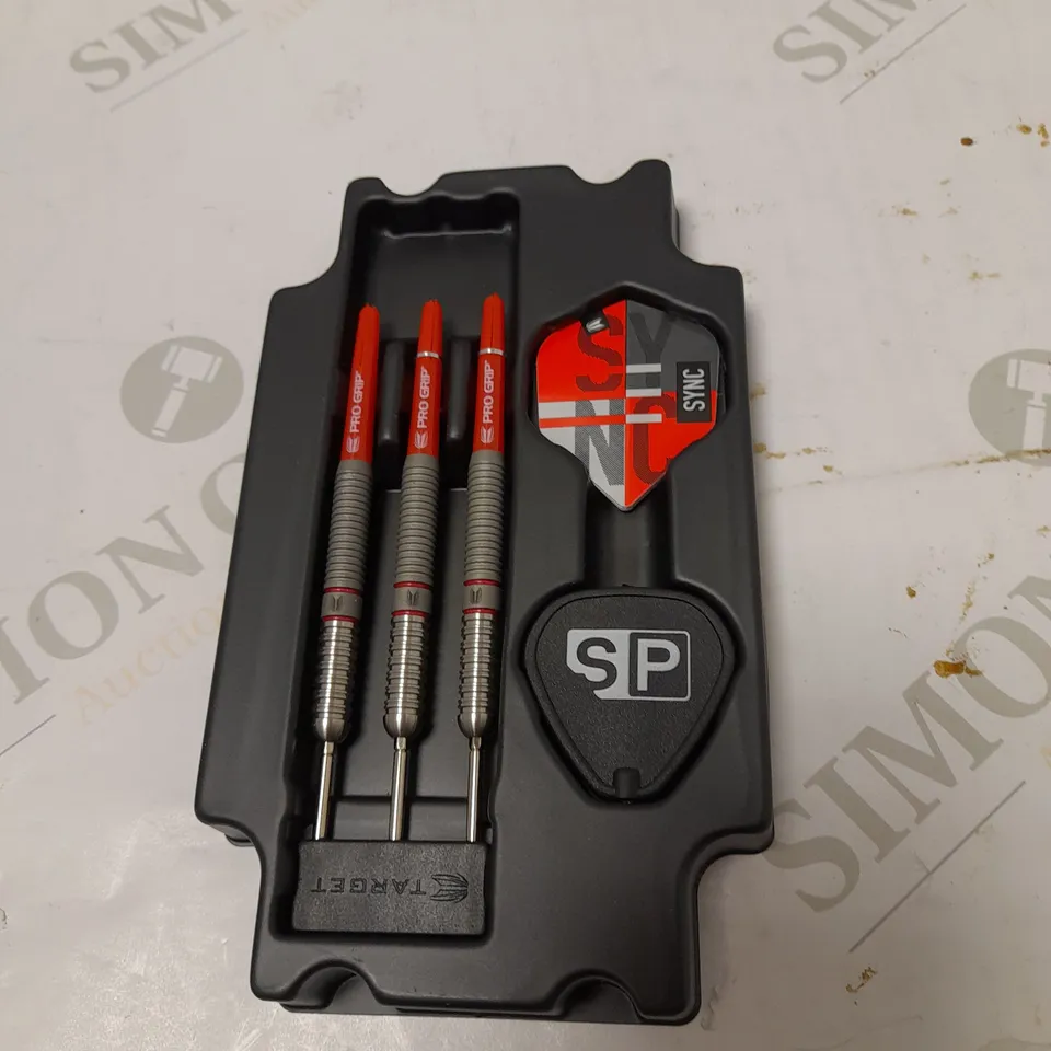 TARGET SYNC STEEL TIP DARTS SET