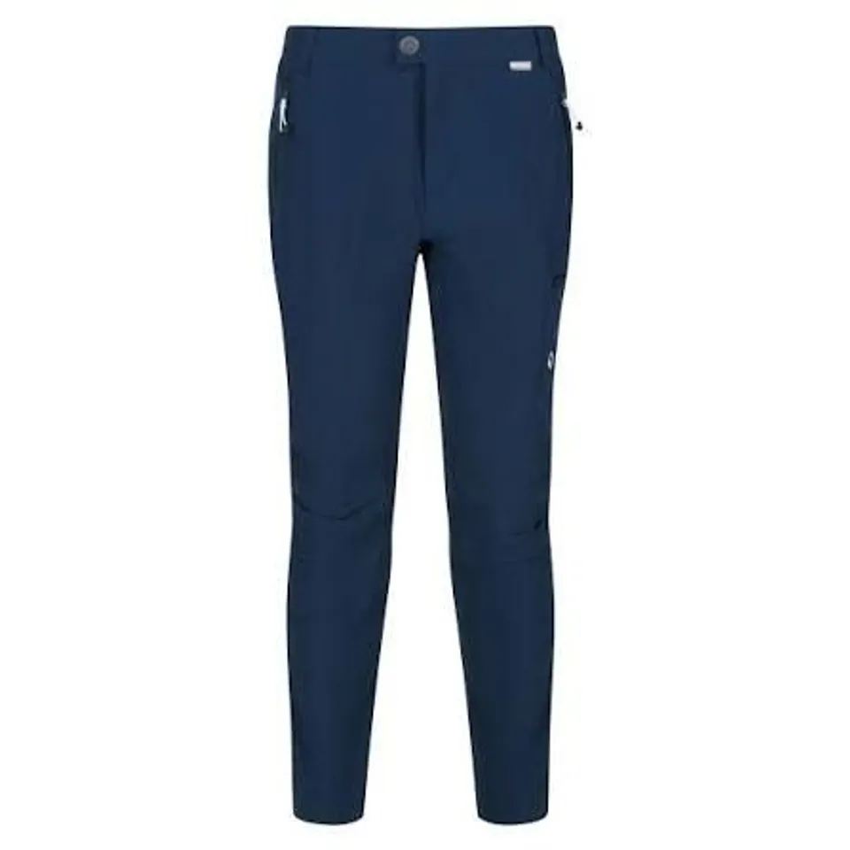 BRAND NEW REGATTA HIGHTON TROUSER IN MOONLIT DENIM - UK 32"