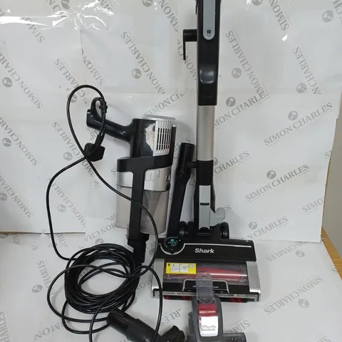 SHARK STRATOS ANTI HAIR WRAP PET PRO VACUUM CLEANER HZ3000UKT