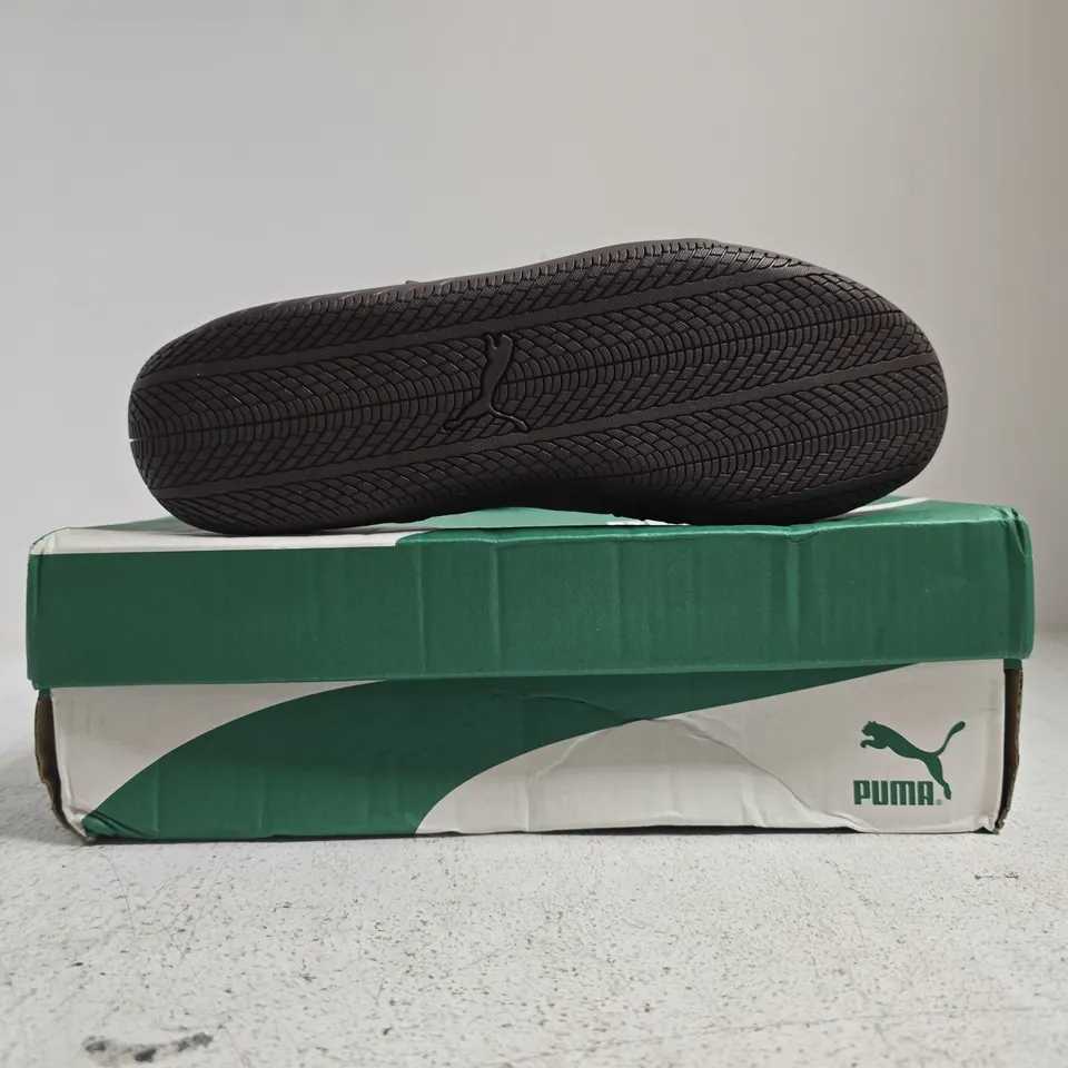 BOXED PAIR OF PUMA SPEEDCAT BALLET SHOES IN BROWN/WHITE SIZE UK 4.5