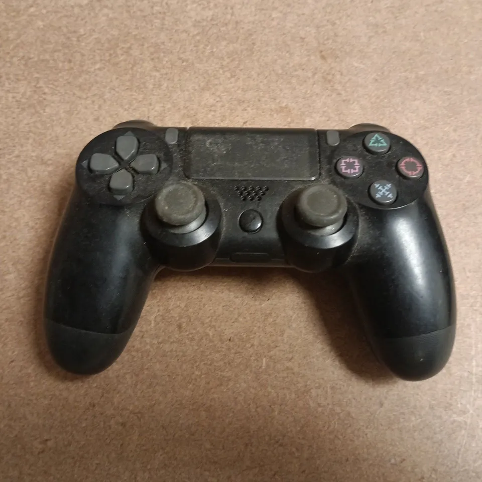 PLAYSTATION 4 DUALSENSE WIRELESS CONTROLLER IN BLACK