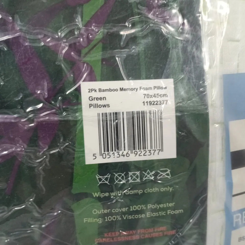 SNOOZEVILLE BAMBOO MEMORY FOAM PILLOW PAIR IN GREEN