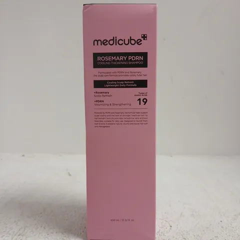 MEDICUBE ROSEMARY PDRN COOLING THICKENING SHAMPOO (400ML)