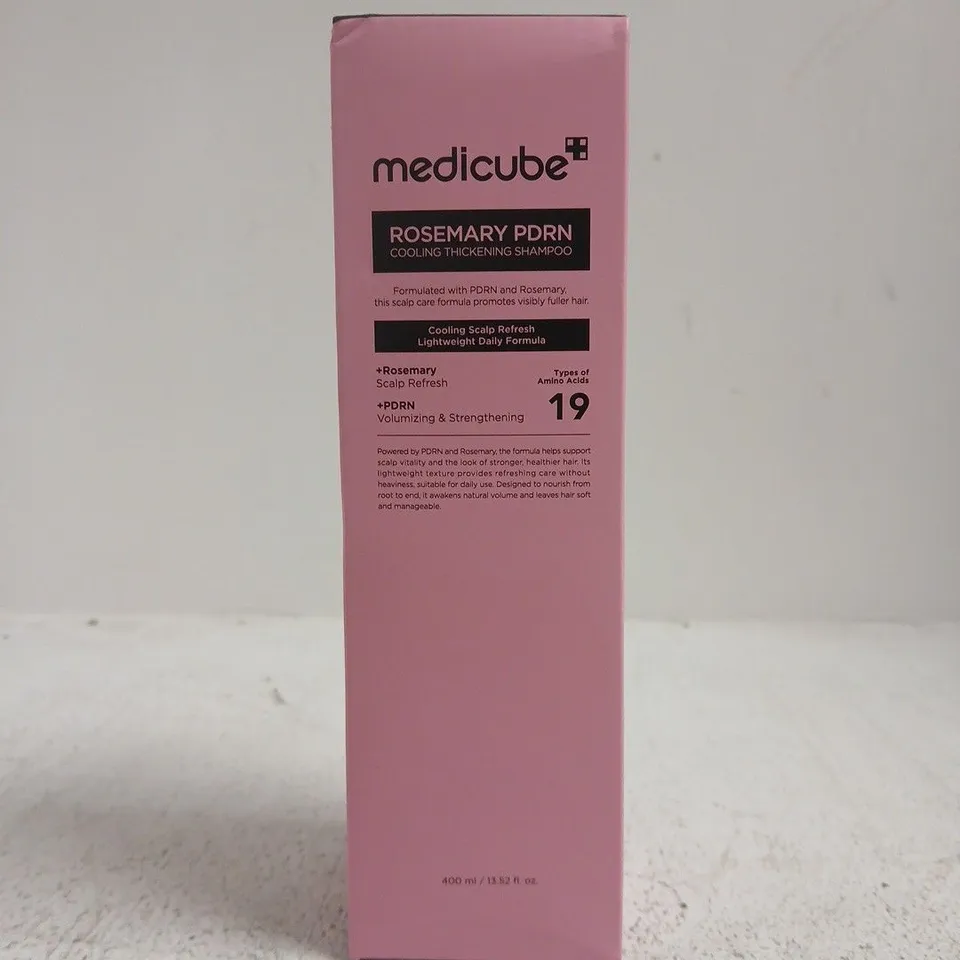 MEDICUBE ROSEMARY PDRN COOLING THICKENING SHAMPOO (400ML)