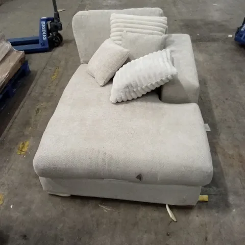 4 x ASSORTED DESIGNER SOFA PARTS
