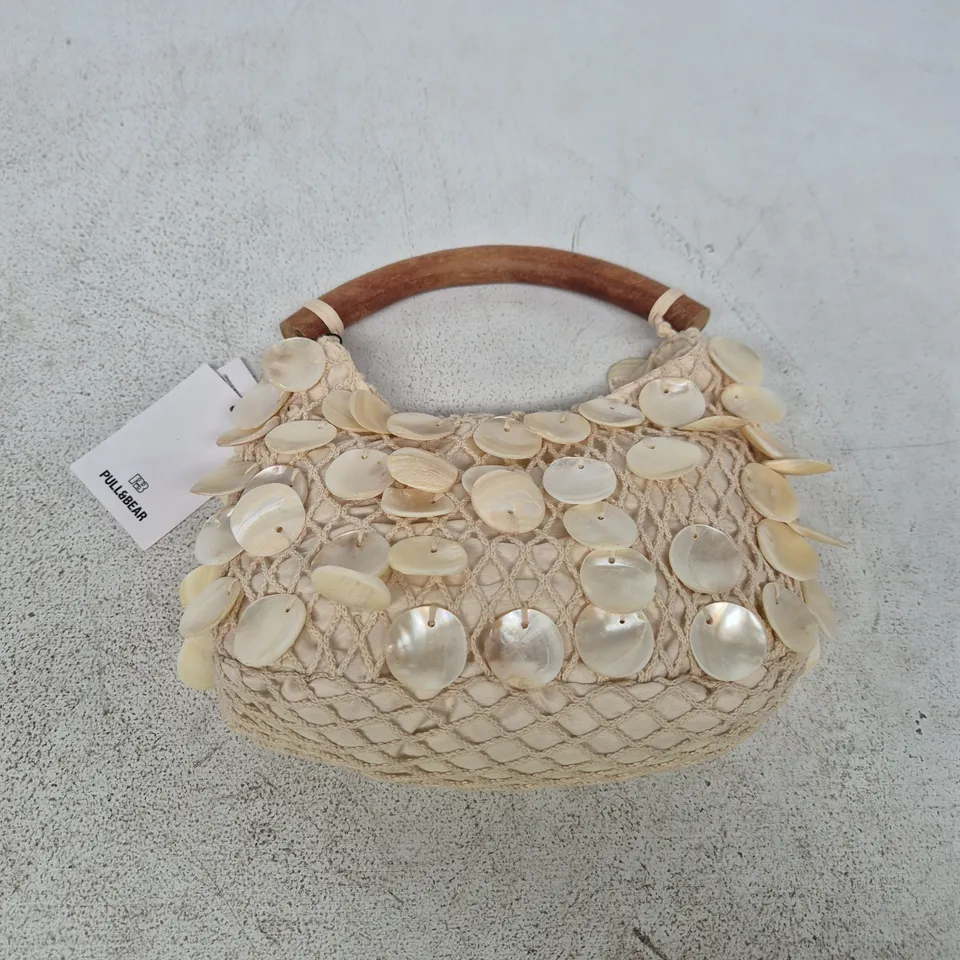 Pull&Bear Beige Shell-Embellished Rope Handbag with Wooden Handle